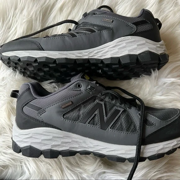 NEW BALANCE Men's Fresh Foam 1350 V1 Walking Shoe - Picture 10 of 13